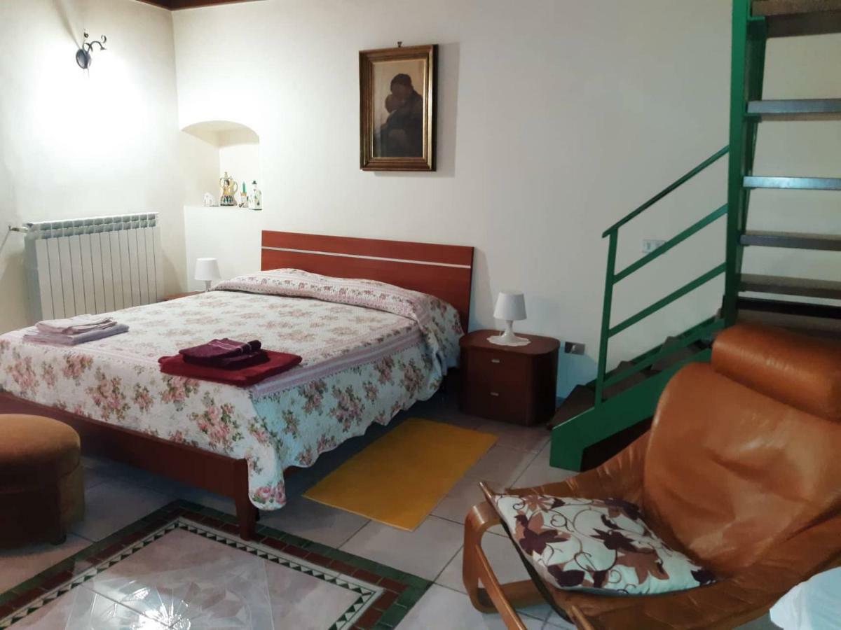 B&B Il Nespolo Salerno Ngoại thất bức ảnh